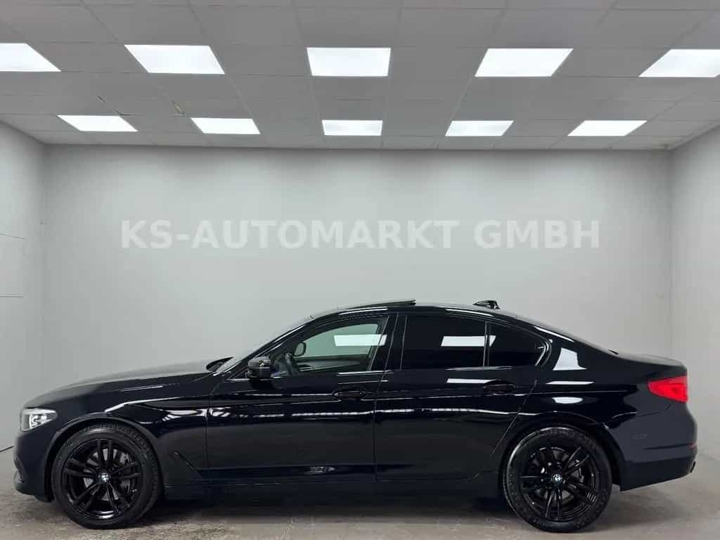 BMW 5 Series 540 i Lim. xDrive Sport Line*Schiebedach*LED* 10/2019-photo-4