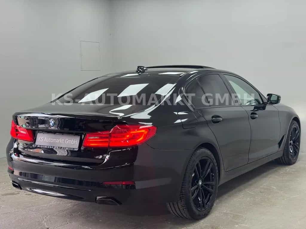 BMW 5 Series 540 i Lim. xDrive Sport Line*Schiebedach*LED* 10/2019-photo-5