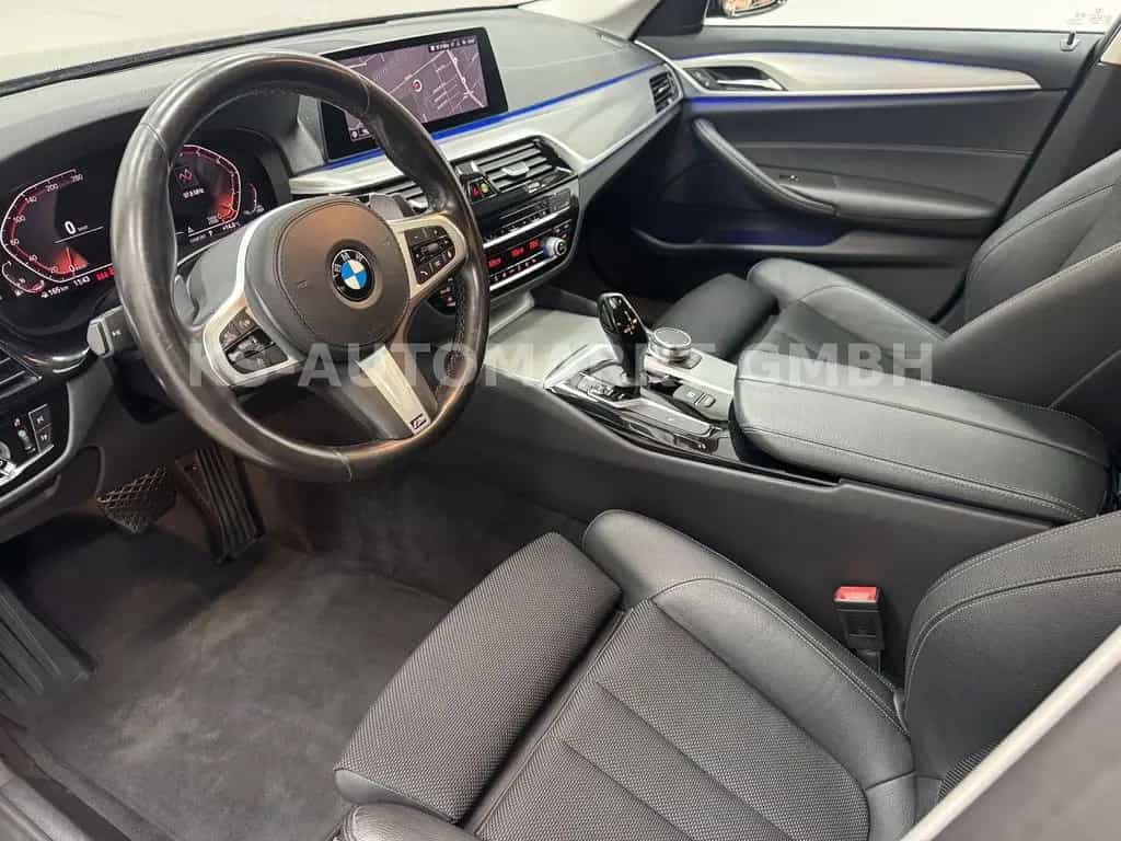 BMW 5 Series 540 i Lim. xDrive Sport Line*Schiebedach*LED* 10/2019-photo-8
