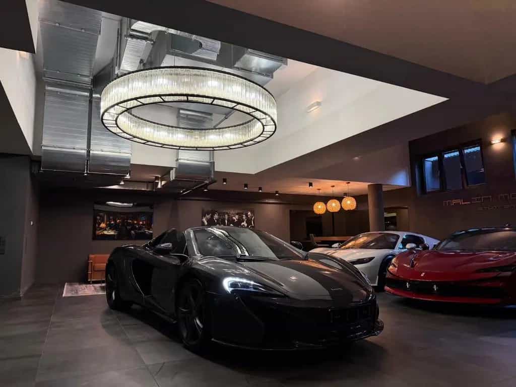 McLaren 650S Spider NUR 8650 KM/SERVICE NEU/GARANTIE 10/2015-photo-2