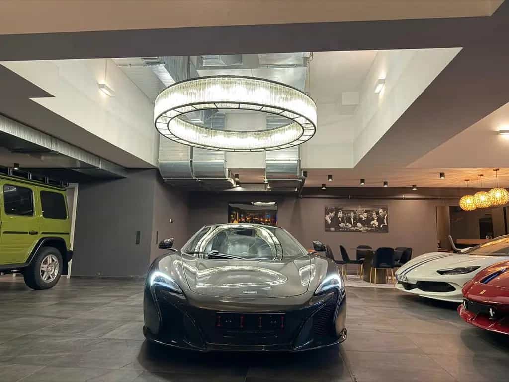 McLaren 650S Spider NUR 8650 KM/SERVICE NEU/GARANTIE 10/2015-photo-3
