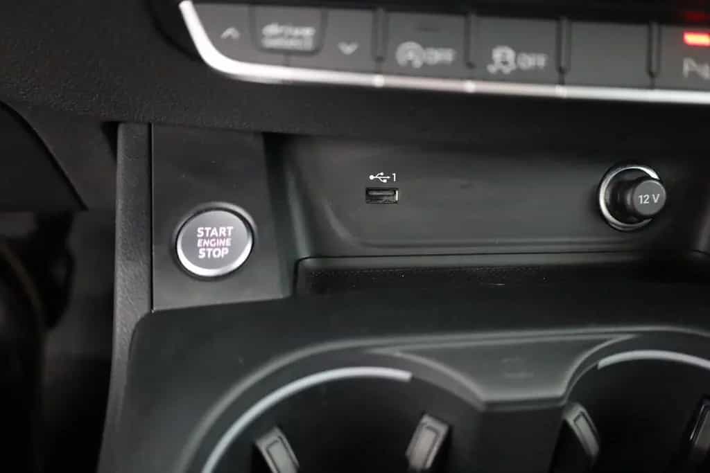 Audi A4 40 TDI S-Tronic OptikSchwarz AHK ACC Leder 02/2021-photo-12