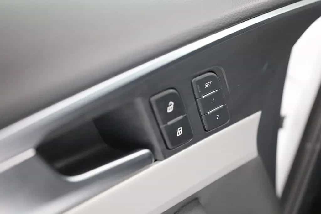 Audi A4 40 TDI S-Tronic OptikSchwarz AHK ACC Leder 02/2021-photo-29