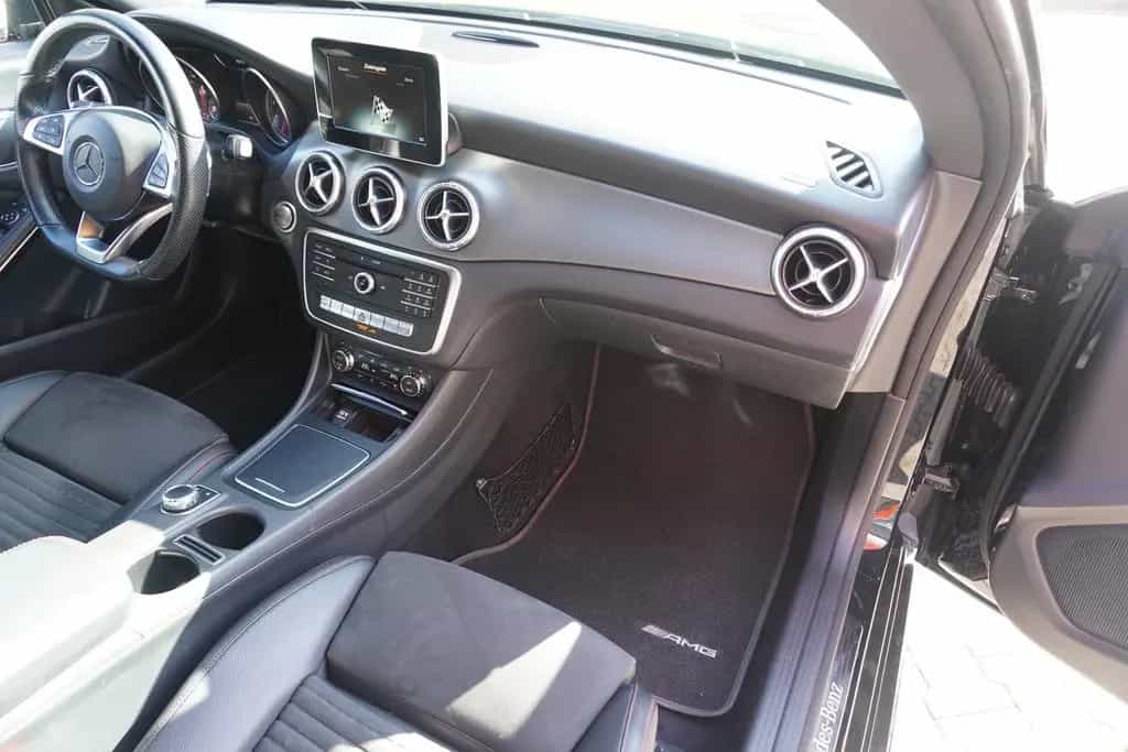 Mercedes-Benz CLA-Class 250 Shooting Brake AMG Line 7G-DCT LED Navi 07/2018-photo-12