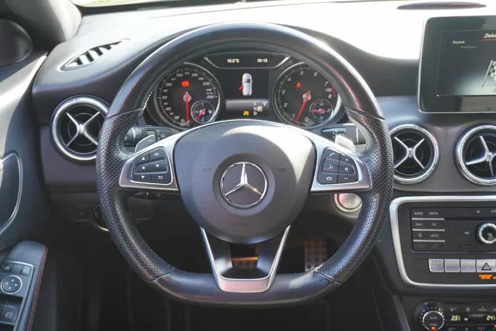 Mercedes-Benz CLA-Class 250 Shooting Brake AMG Line 7G-DCT LED Navi 07/2018-photo-14