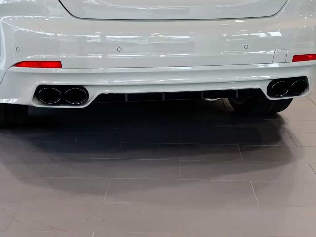 ALPINA B4 GT Gran Coupé/ Last Edition / Individuallack null-photo-6