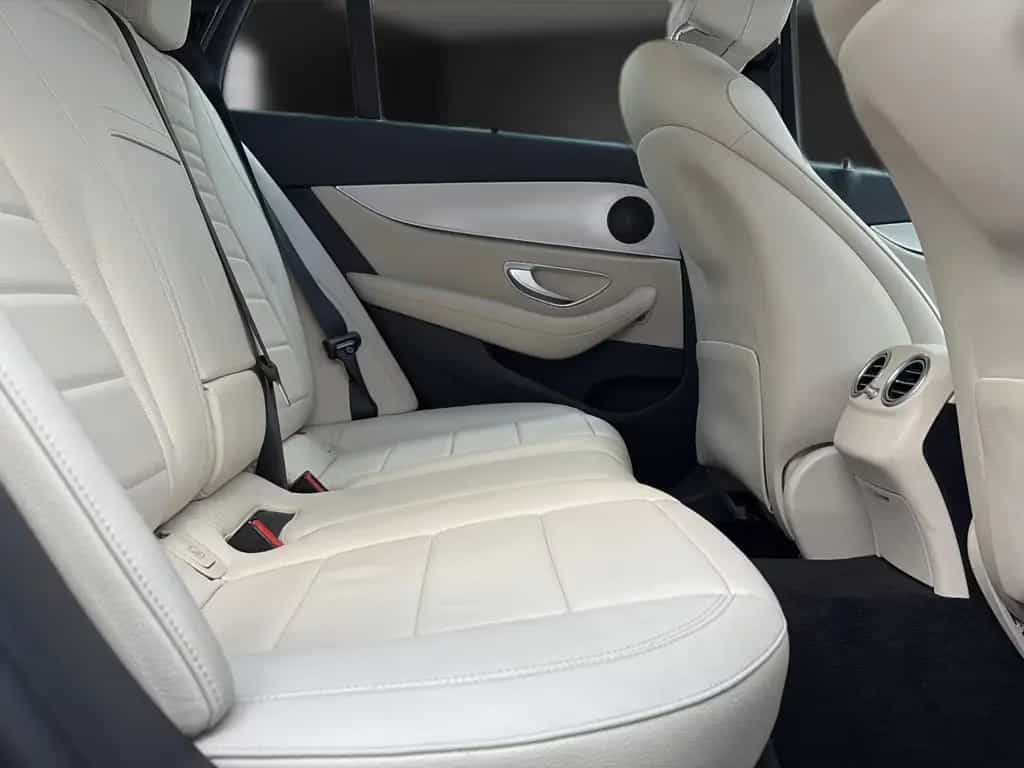 Mercedes-Benz E-Class VollLeder*7Sitzer*LED*Navi*DAB*MBUX*1Hand 05/2022-photo-24