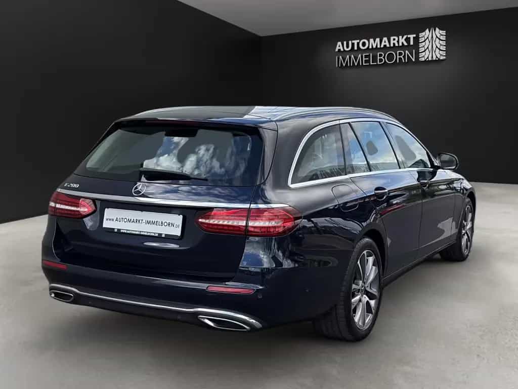Mercedes-Benz E-Class VollLeder*7Sitzer*LED*Navi*DAB*MBUX*1Hand 05/2022-photo-5