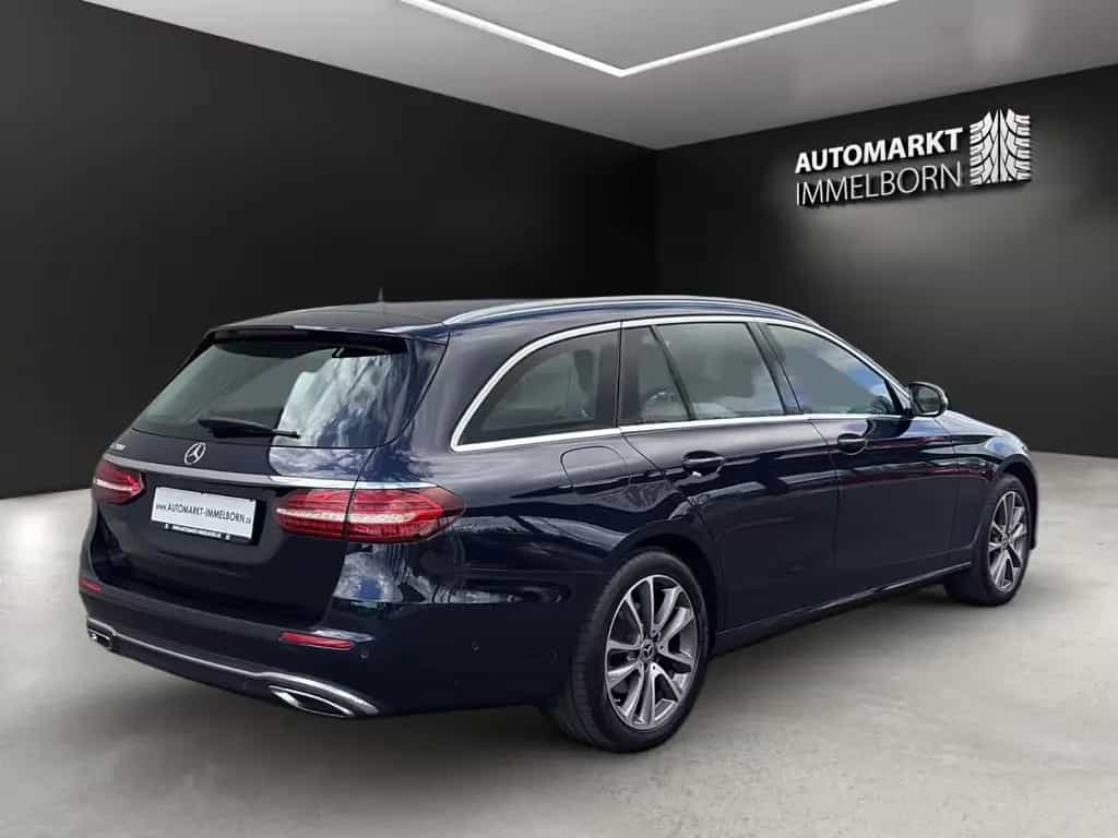 Mercedes-Benz E-Class VollLeder*7Sitzer*LED*Navi*DAB*MBUX*1Hand 05/2022-photo-6