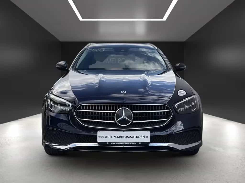 Mercedes-Benz E-Class VollLeder*7Sitzer*LED*Navi*DAB*MBUX*1Hand 05/2022-photo-8
