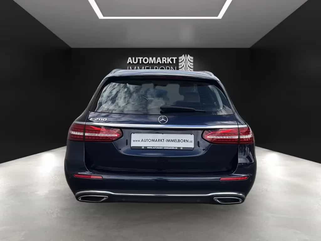 Mercedes-Benz E-Class VollLeder*7Sitzer*LED*Navi*DAB*MBUX*1Hand 05/2022-photo-9
