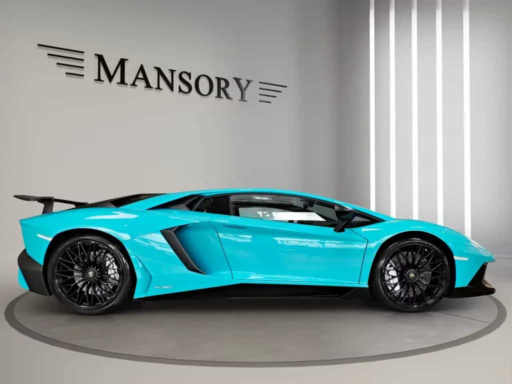 Lamborghini Aventador LP 750-4 SV Superveloce 10/2015-photo-2