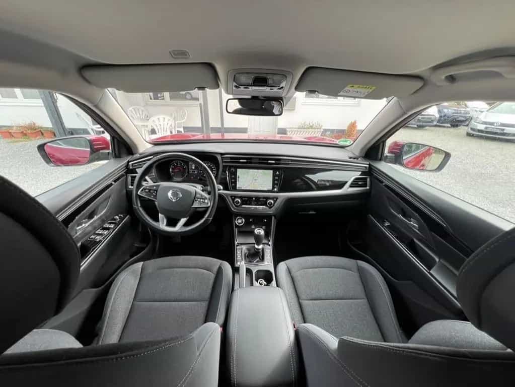 Ssangyong Korando 1.5 T-GDI Benzin Quartz 2WD NAVI KAM 12/2021-photo-3