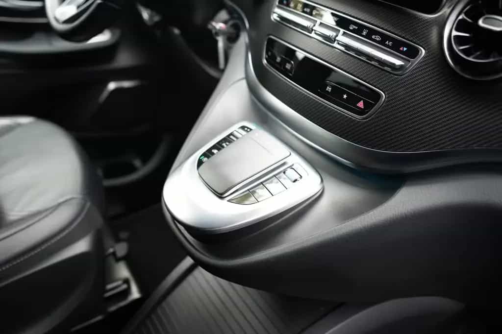 Mercedes-Benz V-Class 250 d AVANTGARDE *1.HD*AMG*APPLE-CAR*360°*ACC* 05/2021-photo-17