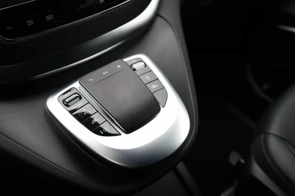 Mercedes-Benz V-Class 250 d AVANTGARDE *1.HD*AMG*APPLE-CAR*360°*ACC* 05/2021-photo-30