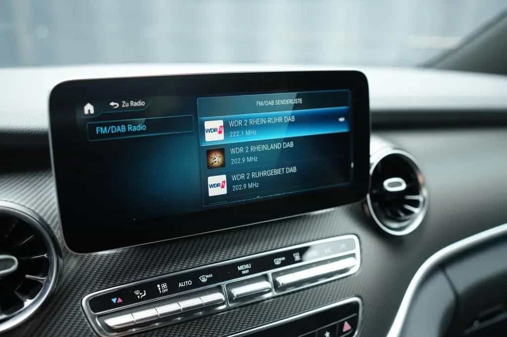 Mercedes-Benz V-Class 250 d AVANTGARDE *1.HD*AMG*APPLE-CAR*360°*ACC* 05/2021-photo-38