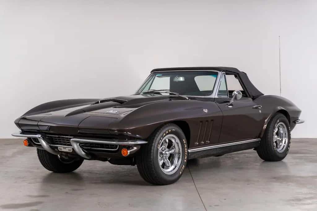 Corvette C2 Sting Ray Cabriolet/ Restauriert u. Optimiert 07/1966-photo-0