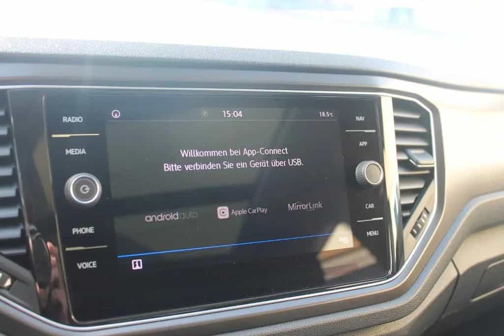 Volkswagen T-Roc 1.5 TSI ACT Style*LED*P-Dach*1.Hd*Navi*PDC 05/2018-photo-16