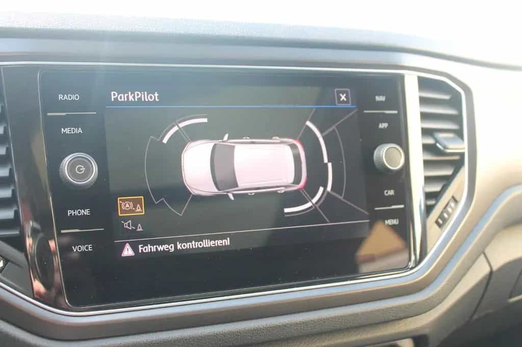 Volkswagen T-Roc 1.5 TSI ACT Style*LED*P-Dach*1.Hd*Navi*PDC 05/2018-photo-17
