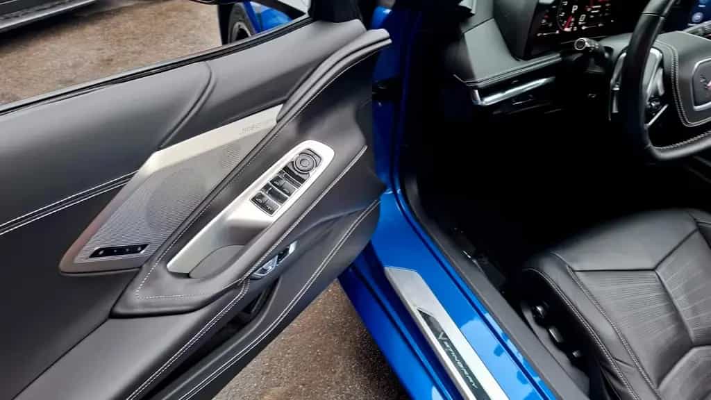 Corvette C8 Cabrio Z51 10/2020-photo-17
