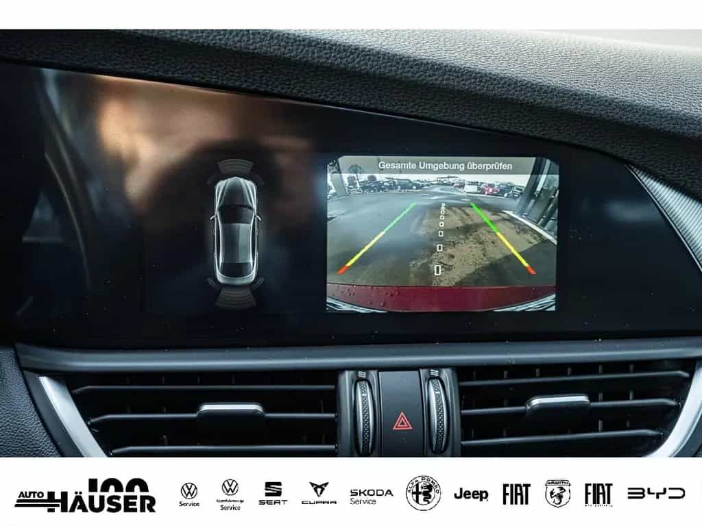 Alfa Romeo Giulia Veloce 2.0 Turbo AT8 Q4 AHK ASSISTENZ BI- 09/2022-photo-20
