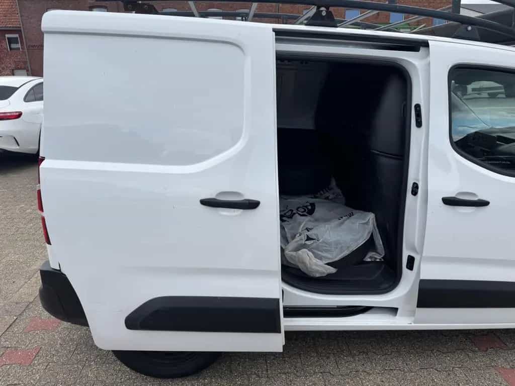Citroën Berlingo Kasten AUTOMATIK 1.HD Klima PDC 11/2020-photo-7