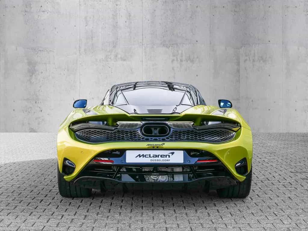 McLaren 750S Coupé Flux Green, Bowers and Wilkins Sound 04/2025-photo-3