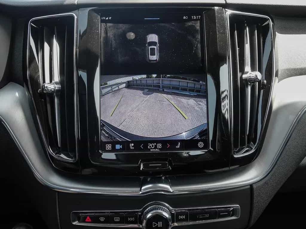 Volvo XC60 Momentum Pro 2WD B4 Diesel EU6d 06/2022-photo-11