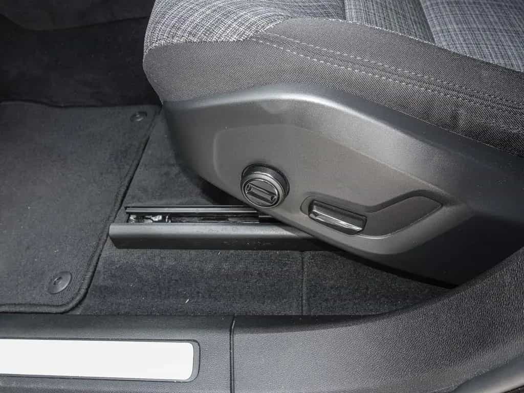 Volvo XC60 Momentum Pro 2WD B4 Diesel EU6d 06/2022-photo-14