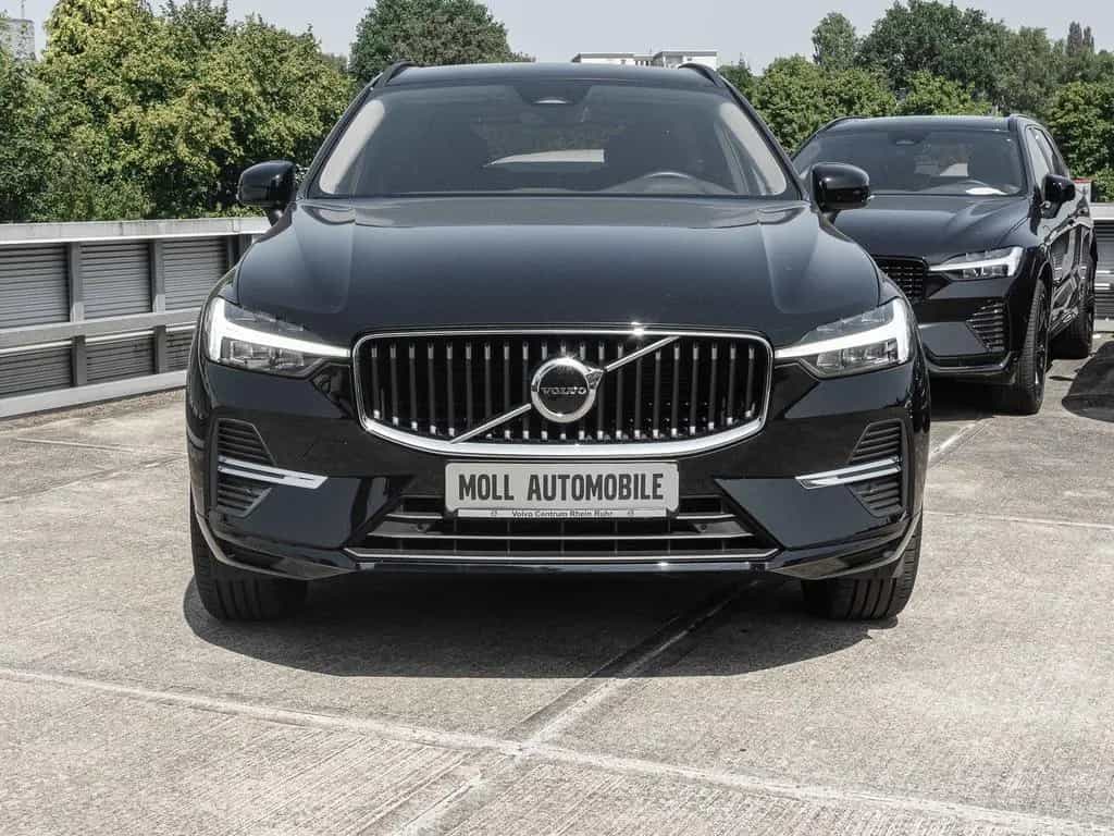 Volvo XC60 Momentum Pro 2WD B4 Diesel EU6d 06/2022-photo-2