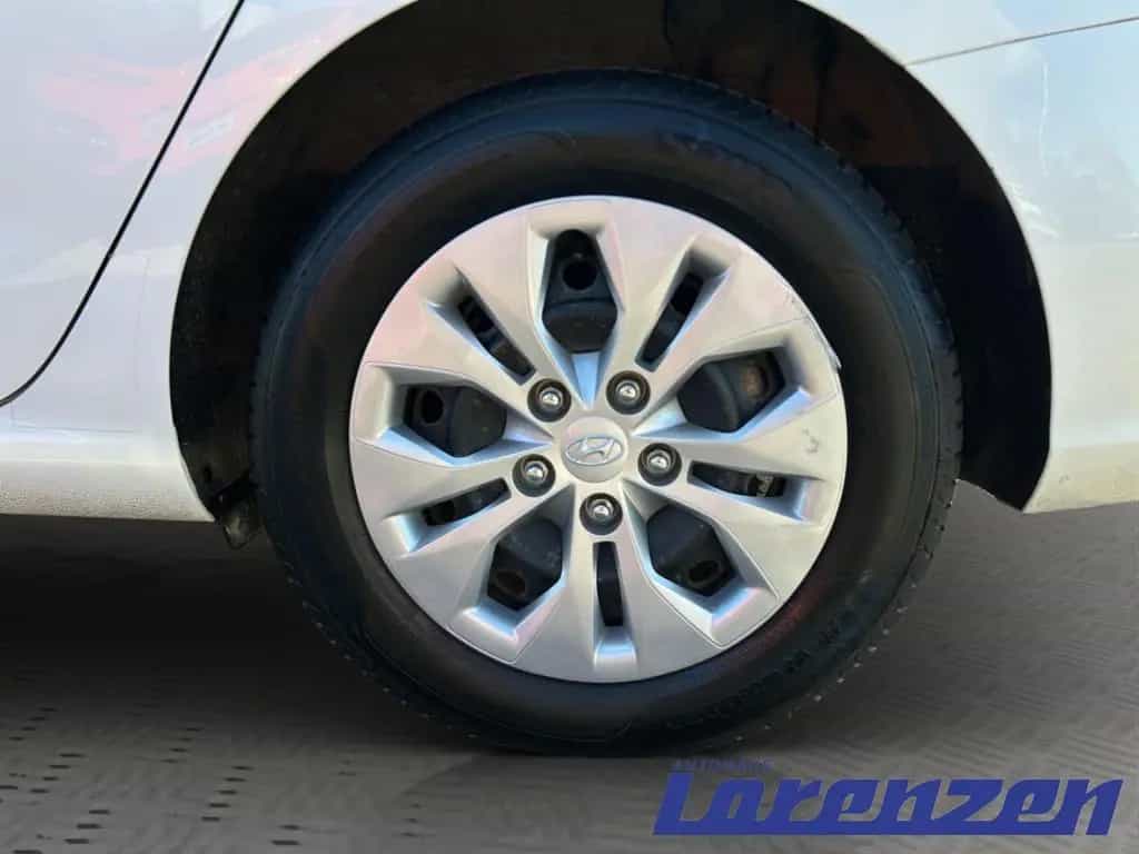 Hyundai i30 PDE 1.4 Kombi Select Spurhalteass. Fernlicht 03/2018-photo-18