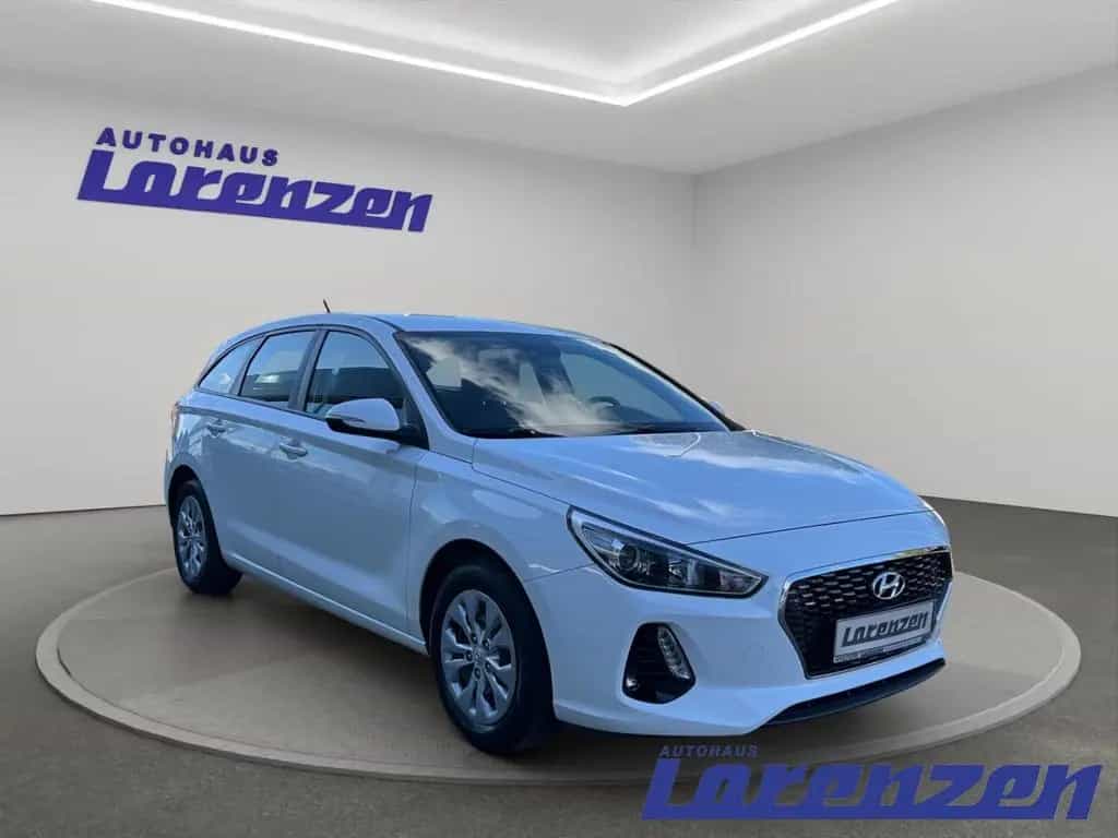 Hyundai i30 PDE 1.4 Kombi Select Spurhalteass. Fernlicht 03/2018-photo-2