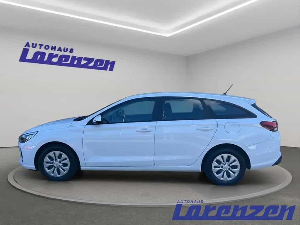 Hyundai i30 PDE 1.4 Kombi Select Spurhalteass. Fernlicht 03/2018-photo-7