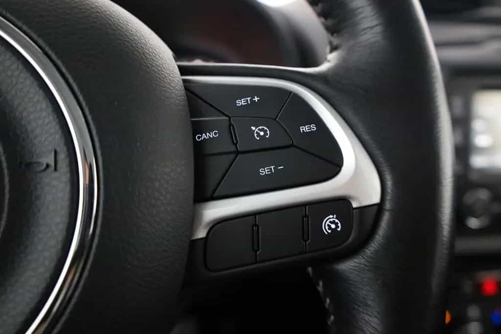 Jeep Renegade Limited FWD,Leder,Carplay,DAB 07/2017-photo-15
