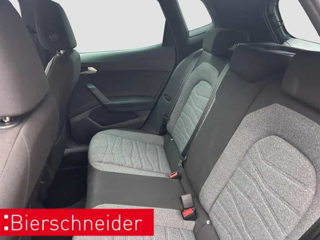 Seat Arona 1.0 TSI DSG Xperience NAVI CAM SHZ 01/2025-photo-23