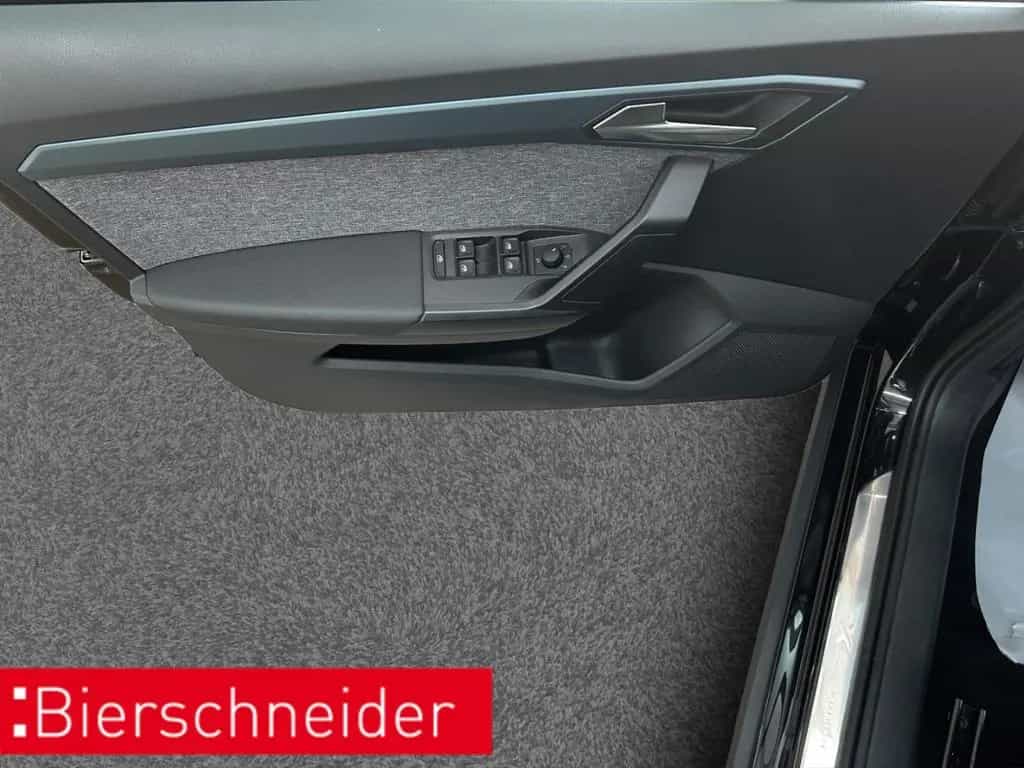 Seat Arona 1.0 TSI DSG Xperience NAVI CAM SHZ 02/2025-photo-11