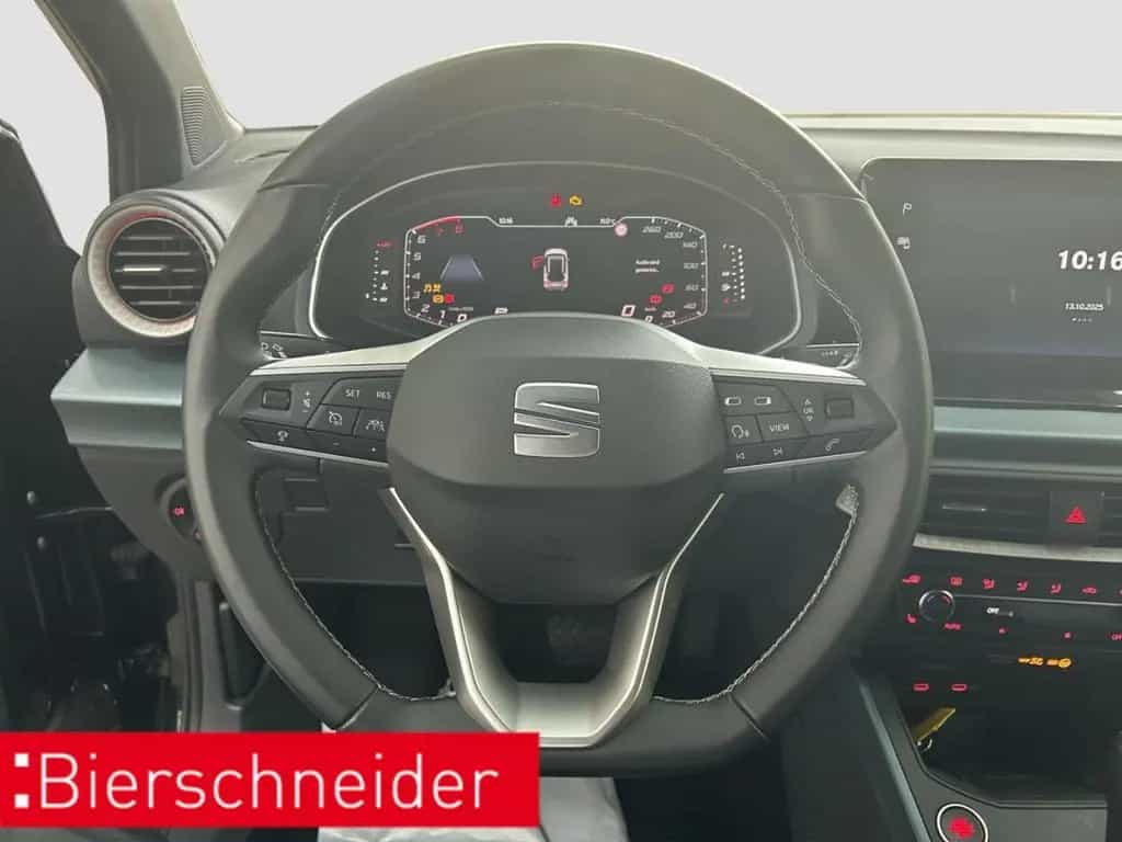 Seat Arona 1.0 TSI DSG Xperience NAVI CAM SHZ 02/2025-photo-13