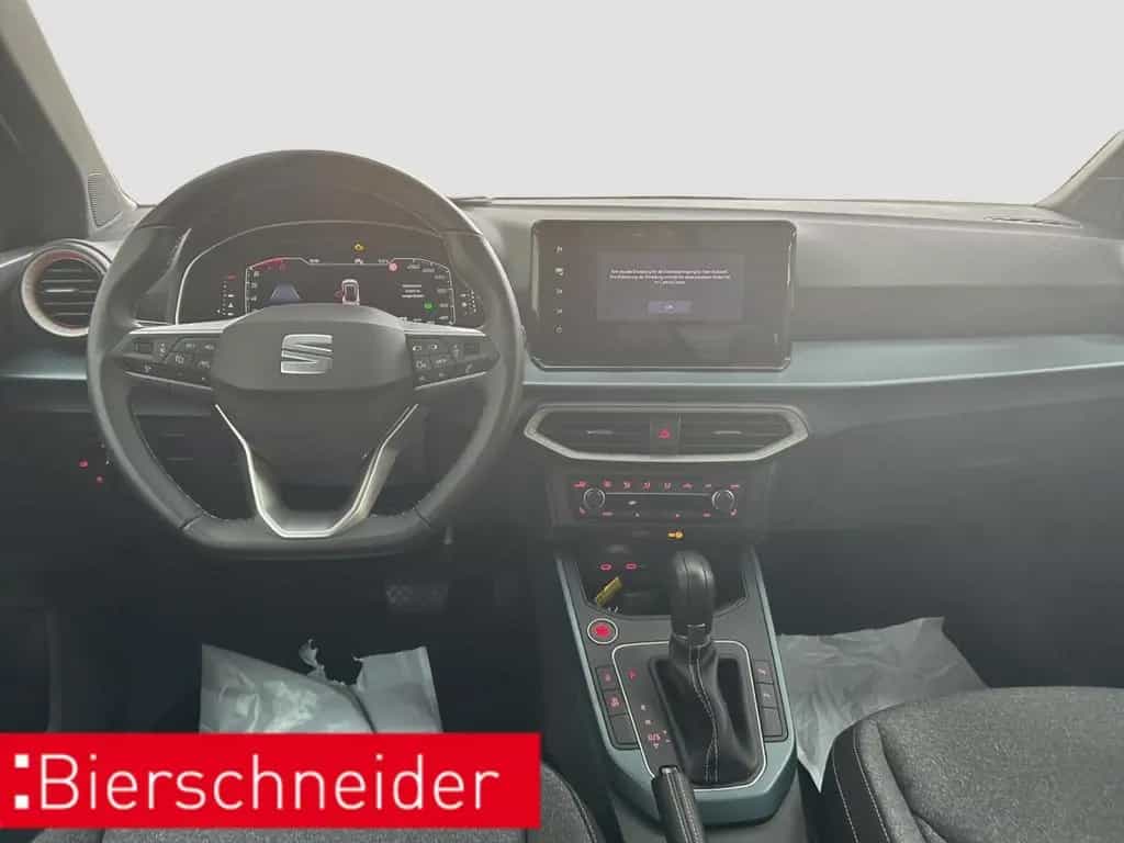 Seat Arona 1.0 TSI DSG Xperience NAVI CAM SHZ 02/2025-photo-16