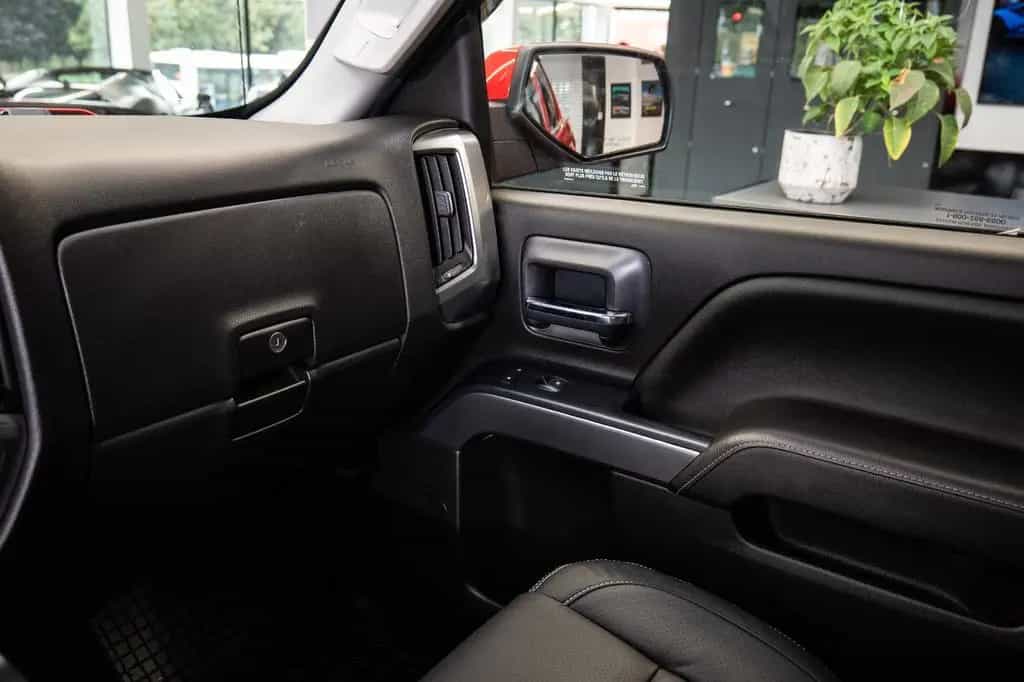 Chevrolet Silverado 01/2017-photo-11