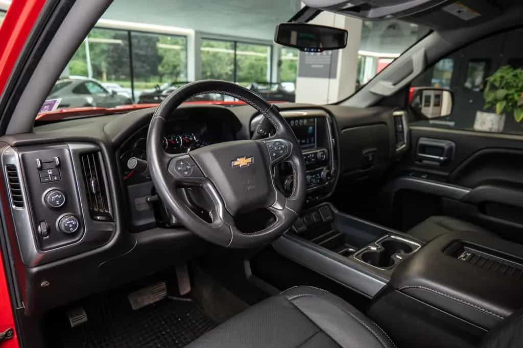 Chevrolet Silverado 01/2017-photo-1