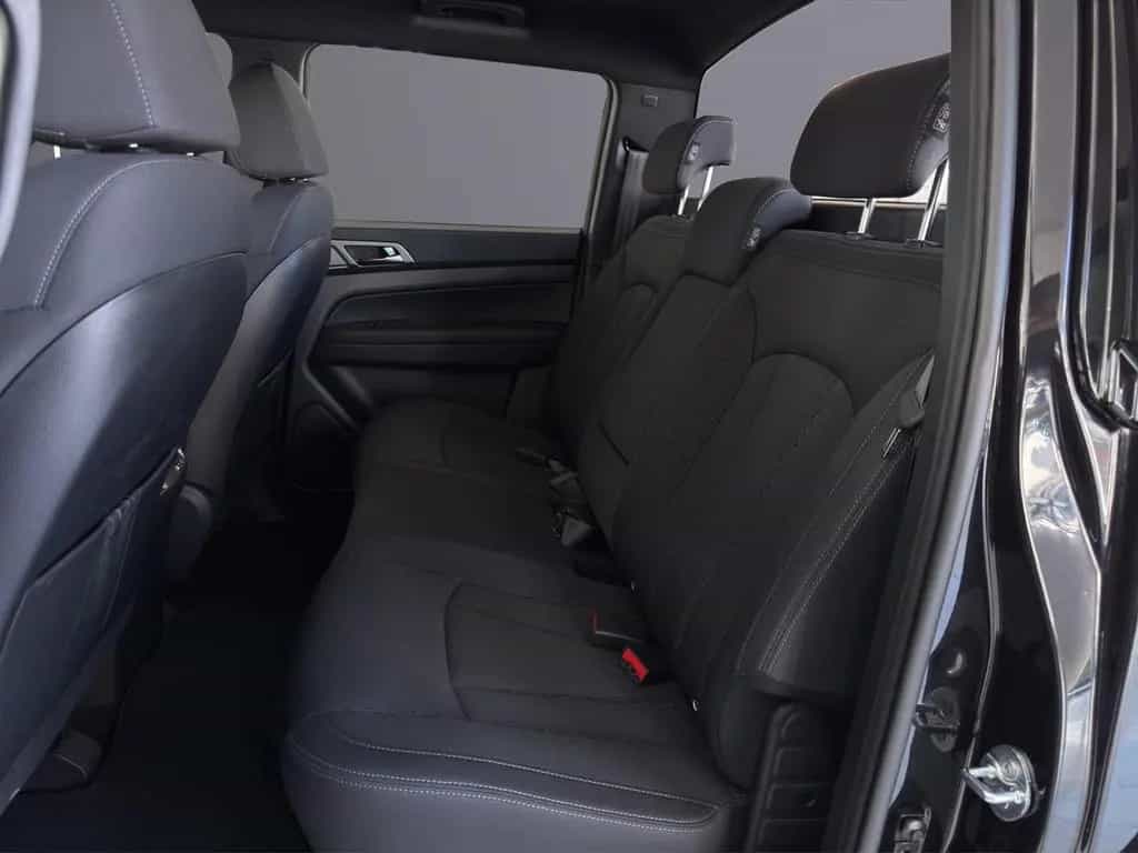 KGM Musso Grand 2.2 E-XDI AT 4WD Bliss *Navi/RFK/PDC 01/2026-photo-16