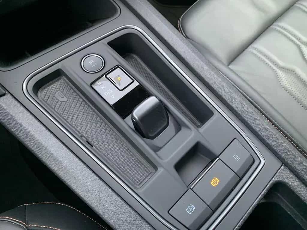 Cupra Leon Sportstourer VZ 2.0 TSI 4Drive PANO+AHK+RFK 01/2022-photo-18