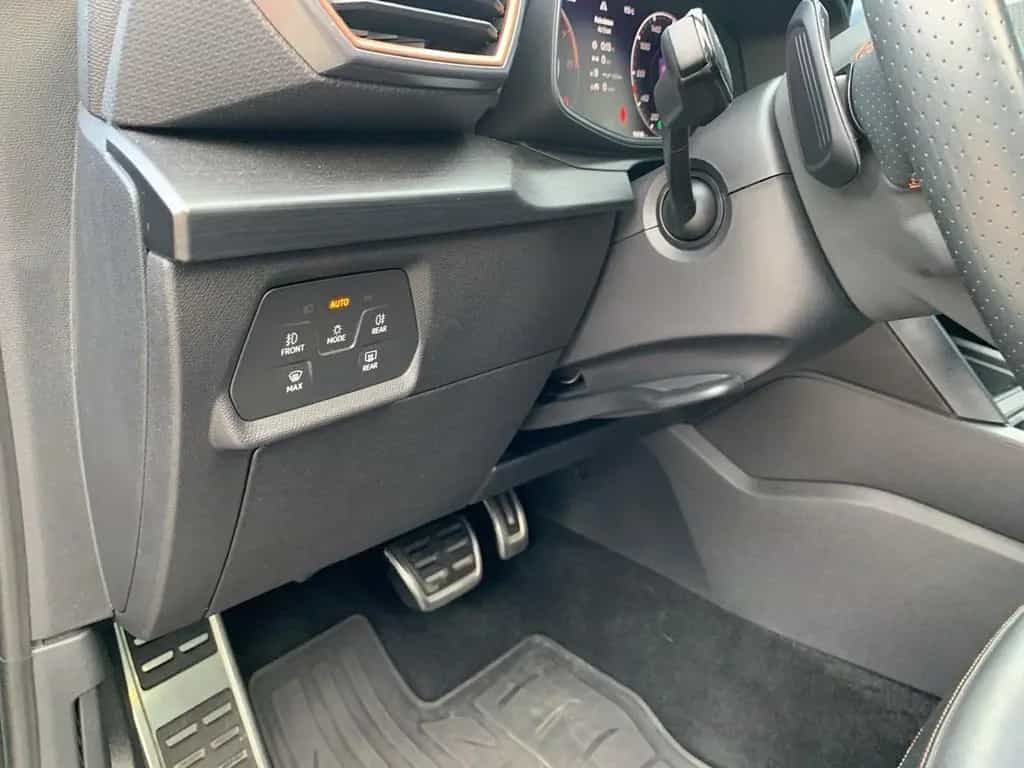Cupra Leon Sportstourer VZ 2.0 TSI 4Drive PANO+AHK+RFK 01/2022-photo-20