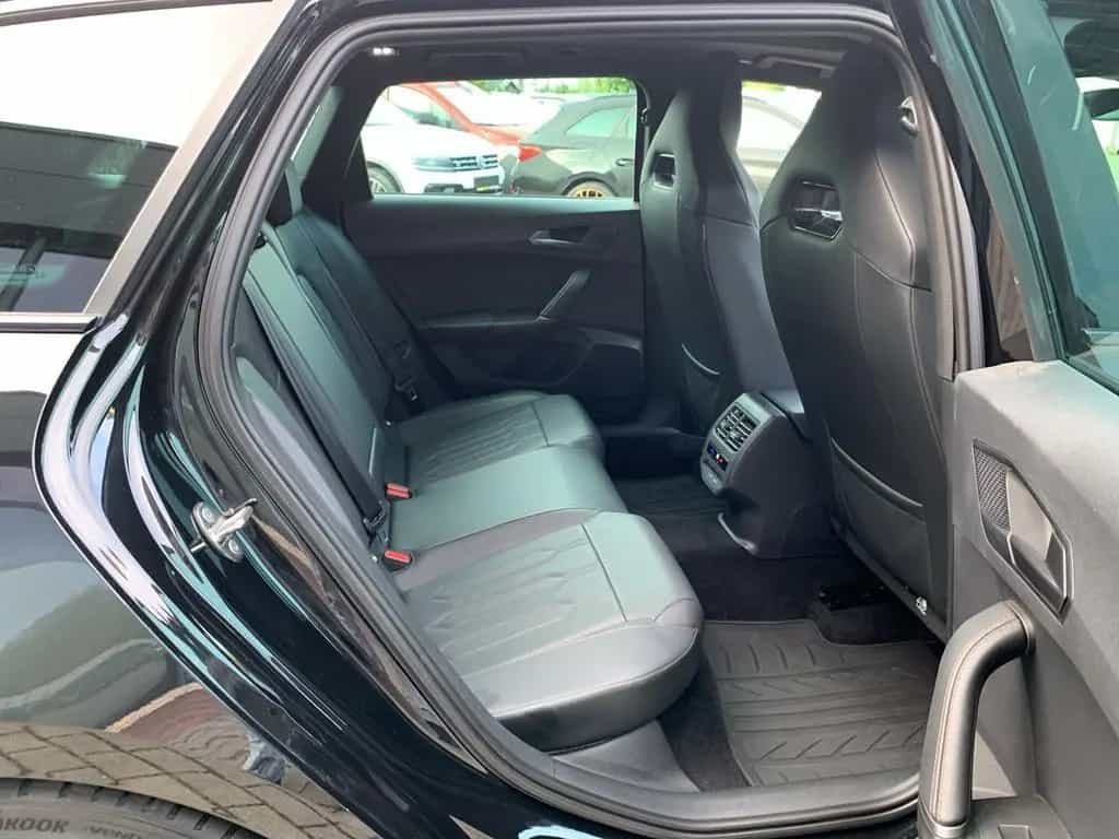 Cupra Leon Sportstourer VZ 2.0 TSI 4Drive PANO+AHK+RFK 01/2022-photo-25
