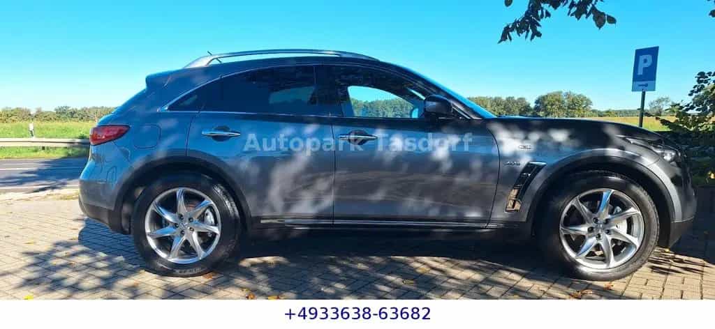 Infiniti QX70 3.0 d S/Scheckheft/Tüv + Insk. NEU 07/2016-photo-5