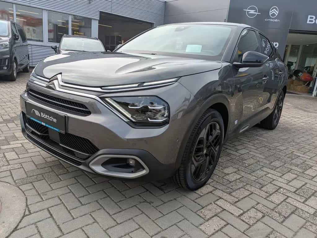 Citroën C4 Shine 1.2 12V e-THP / PureTech Metallic 08/2021-photo-1