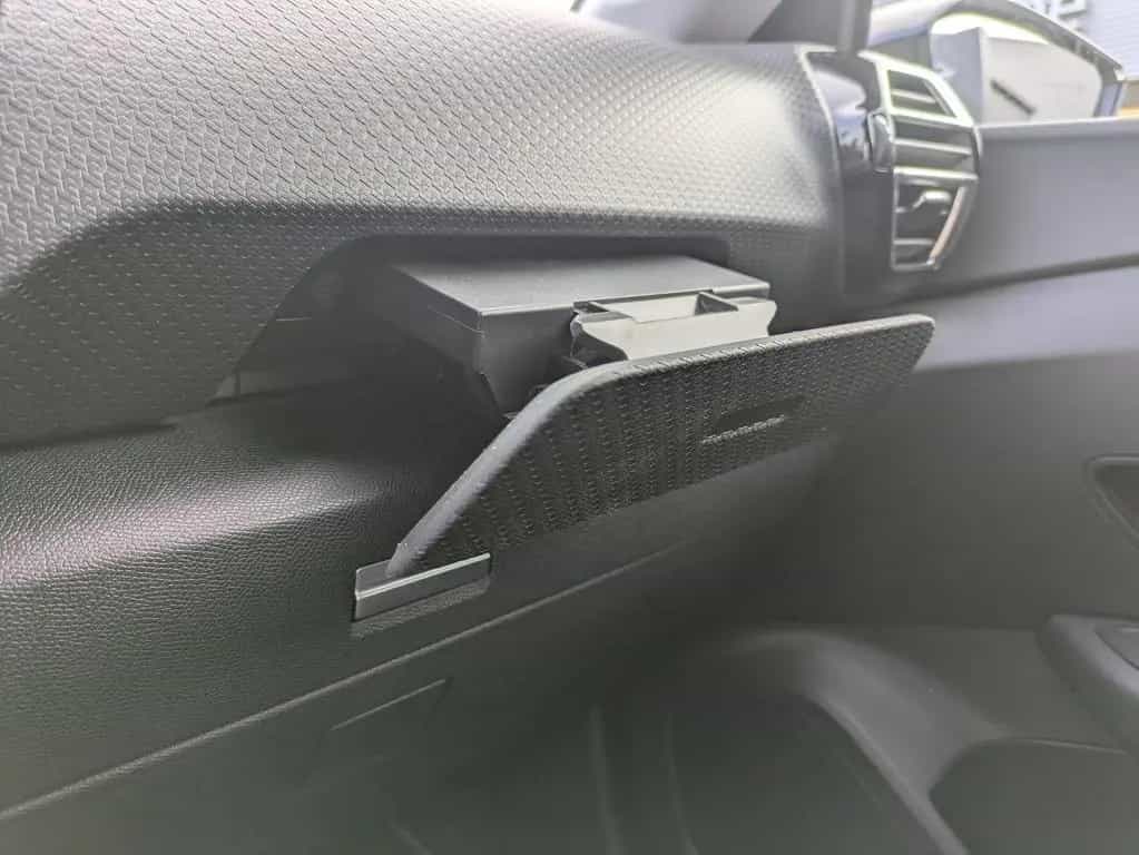 Citroën C4 Shine 1.2 12V e-THP / PureTech Metallic 08/2021-photo-18