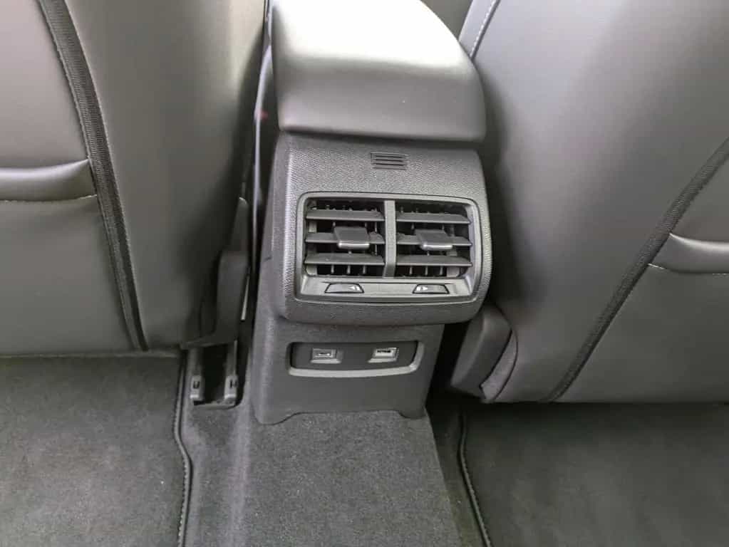 Citroën C4 Shine 1.2 12V e-THP / PureTech Metallic 08/2021-photo-22