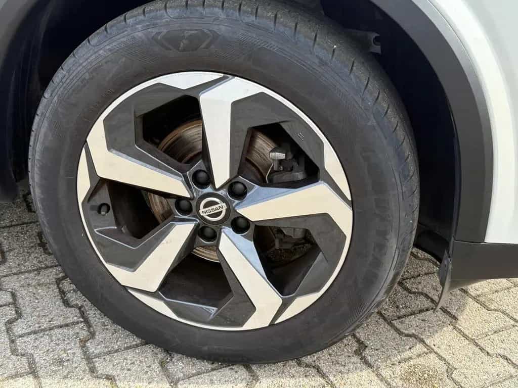 Nissan Qashqai 1.3 DIG-T N-Connecta Automatik Navi 12/2021-photo-10