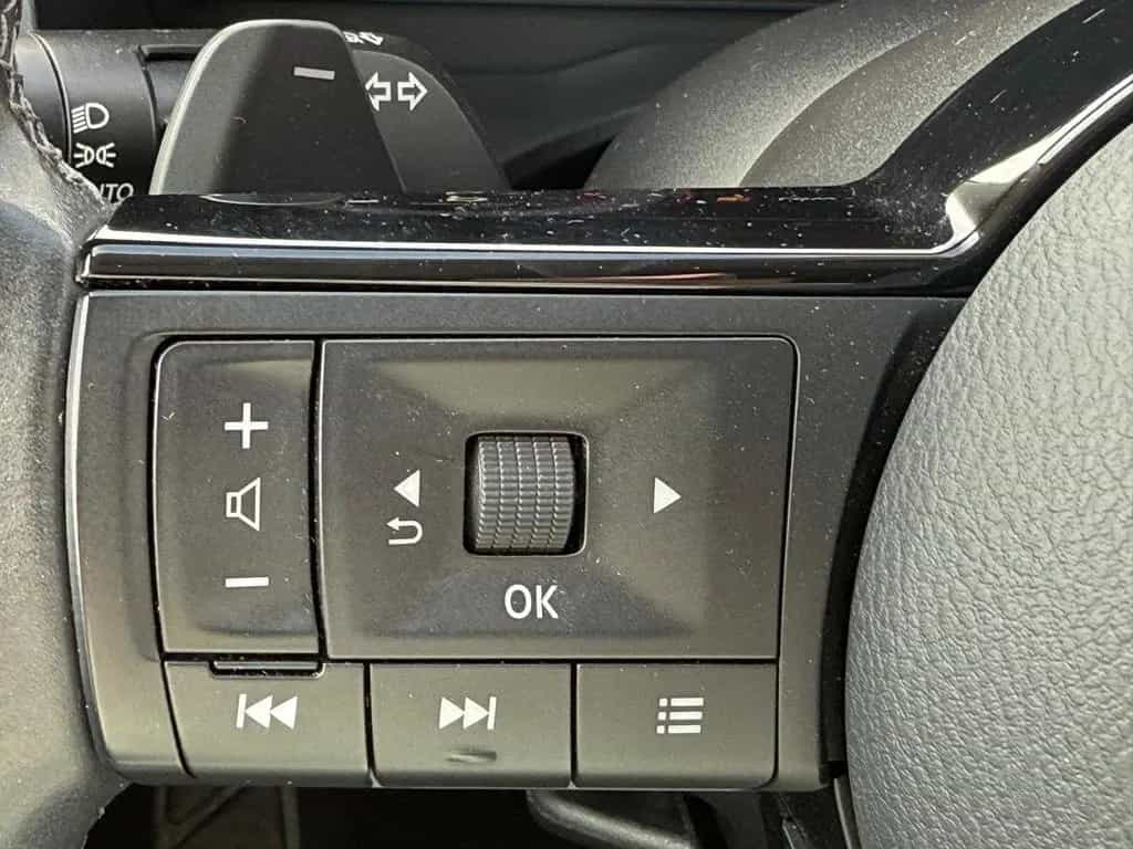 Nissan Qashqai 1.3 DIG-T N-Connecta Automatik Navi 12/2021-photo-16